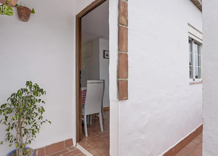 Mayo C Апартаменти *